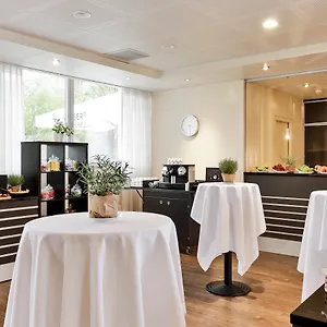 Essential By Dorint 4* Bazylea